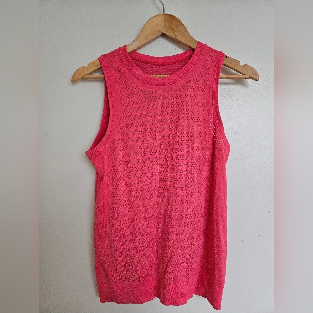 EUC Lululemon Breeze By Muscle Tank II In Glossy, Size 4